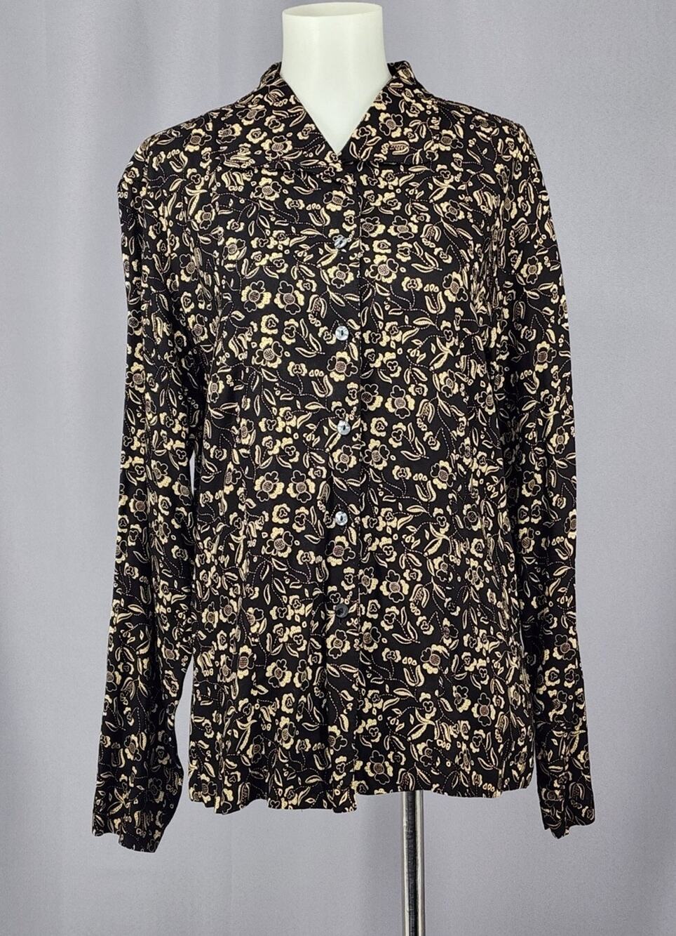 Woolrich Shirt Womens Medium Black Floral Mandrin Collar Button LS Rayon Western